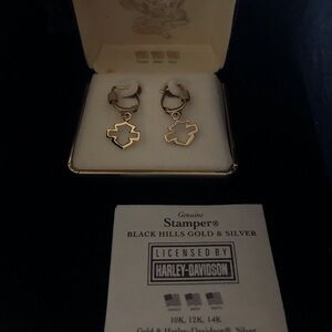 Harley Davidson Stamper Black Hills Gold 10k Bar & Shield Leverback Earrings